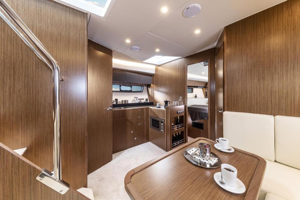 Royal House Napoli Centro, By Clapa Group Hotel Buitenkant foto