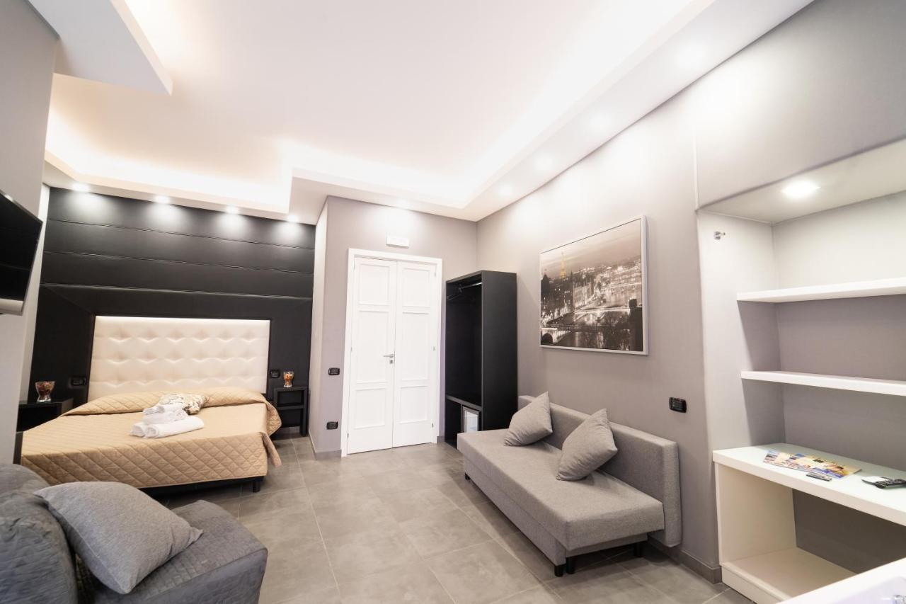 Royal House Napoli Centro, By Clapa Group Hotel Buitenkant foto